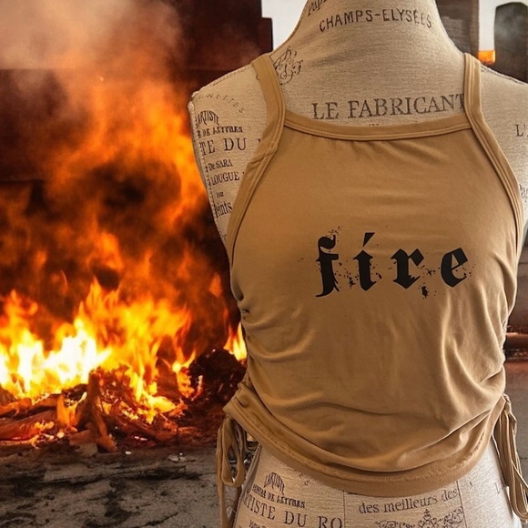 “Fire”🔥 Tank. Scrunch and tie sides. Super cute! Great for summer Boho Size XL - Picture 14 of 16